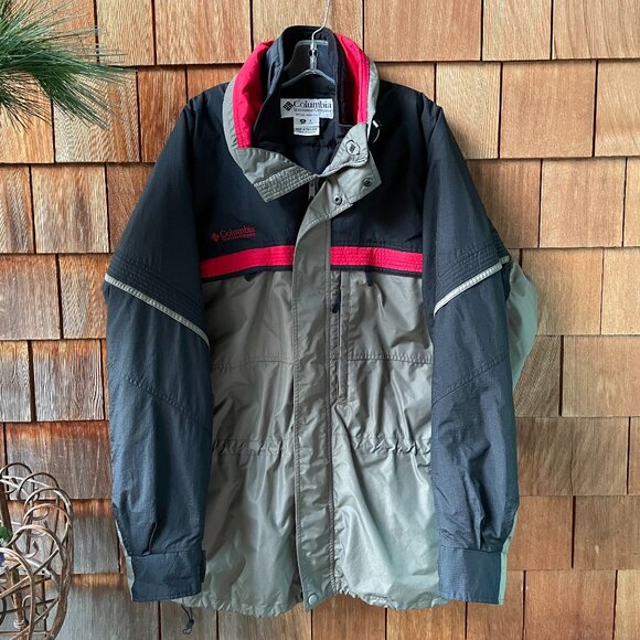 EUC Columbia Black/Gray/Red Cozy Gizzmo Interchange Parka in Men's X-Large